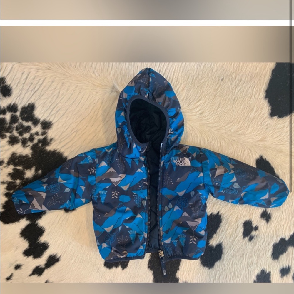 North face down reversible jacket baby infant blue floral 6-12m